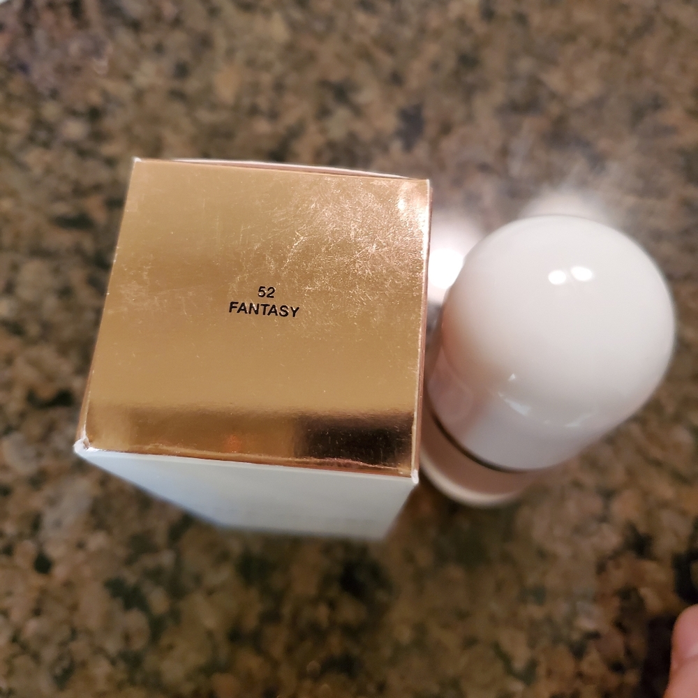 SOLD- ๐คฉHP๐Marc Jacobs limited fantasy dewy drops - Picture 7 of 7